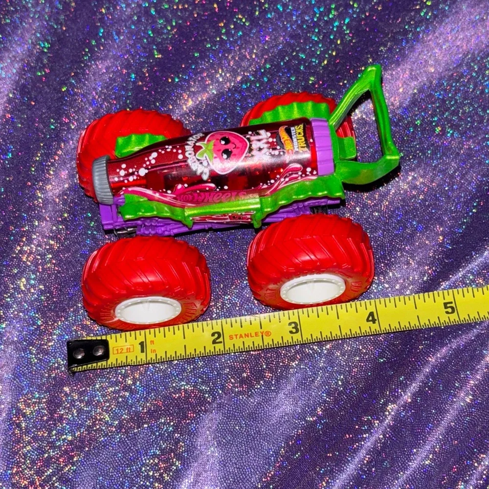 Hot Wheels 1:64 Monster Jam Snack Pack Carbonator XXL